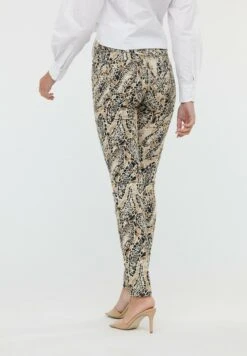 Lee Cooper Jean Slim - Cream -Lee Cooper Soldes 02c0544ced9845f3b0da95263b958fa6