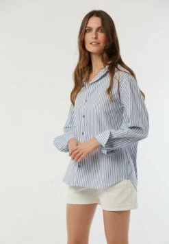 Lee Cooper Dhimmi - Chemisier - Bleu Marant -Lee Cooper Soldes 1cf447e13aed48df8d31ae01b37654c9