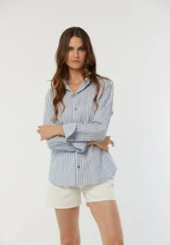 Lee Cooper Dhimmi - Chemisier - Bleu Marant -Lee Cooper Soldes 254c416a33864c528104e3a59f9756b4