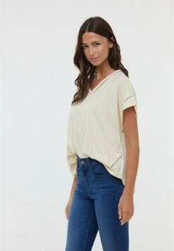 Lee Cooper Acana Mc - T-Shirt Imprimé - Cream -Lee Cooper Soldes 292f1d4322c141a1b6446106d8d10a7c