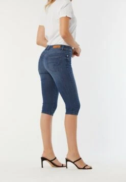 Lee Cooper Jazia - Short En Jean - Eco Medium Blue 13 Lee Cooper Jazia - Short En Jean - Eco Medium Blue -Lee Cooper Soldes 2d6aaa025d19453cafdaafbe6331d988