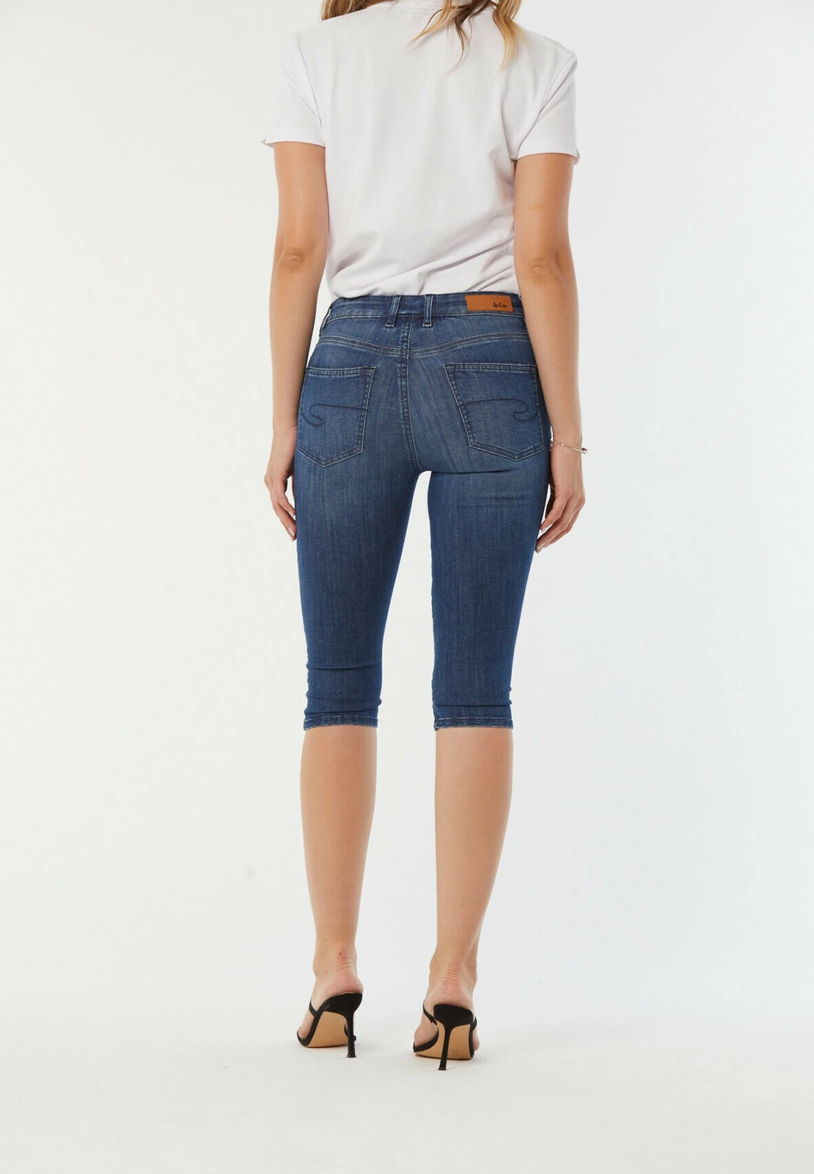 Lee Cooper Jazia - Short En Jean - Eco Medium Blue 4 Lee Cooper Jazia - Short En Jean - Eco Medium Blue – Image 2