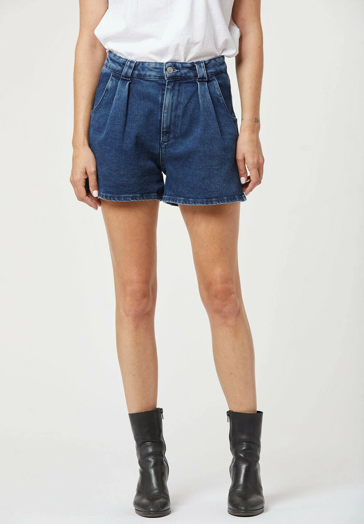 Lee Cooper Jaika - Short En Jean - Recycled Stone Brushed 3 Lee Cooper Jaika - Short En Jean - Recycled Stone Brushed