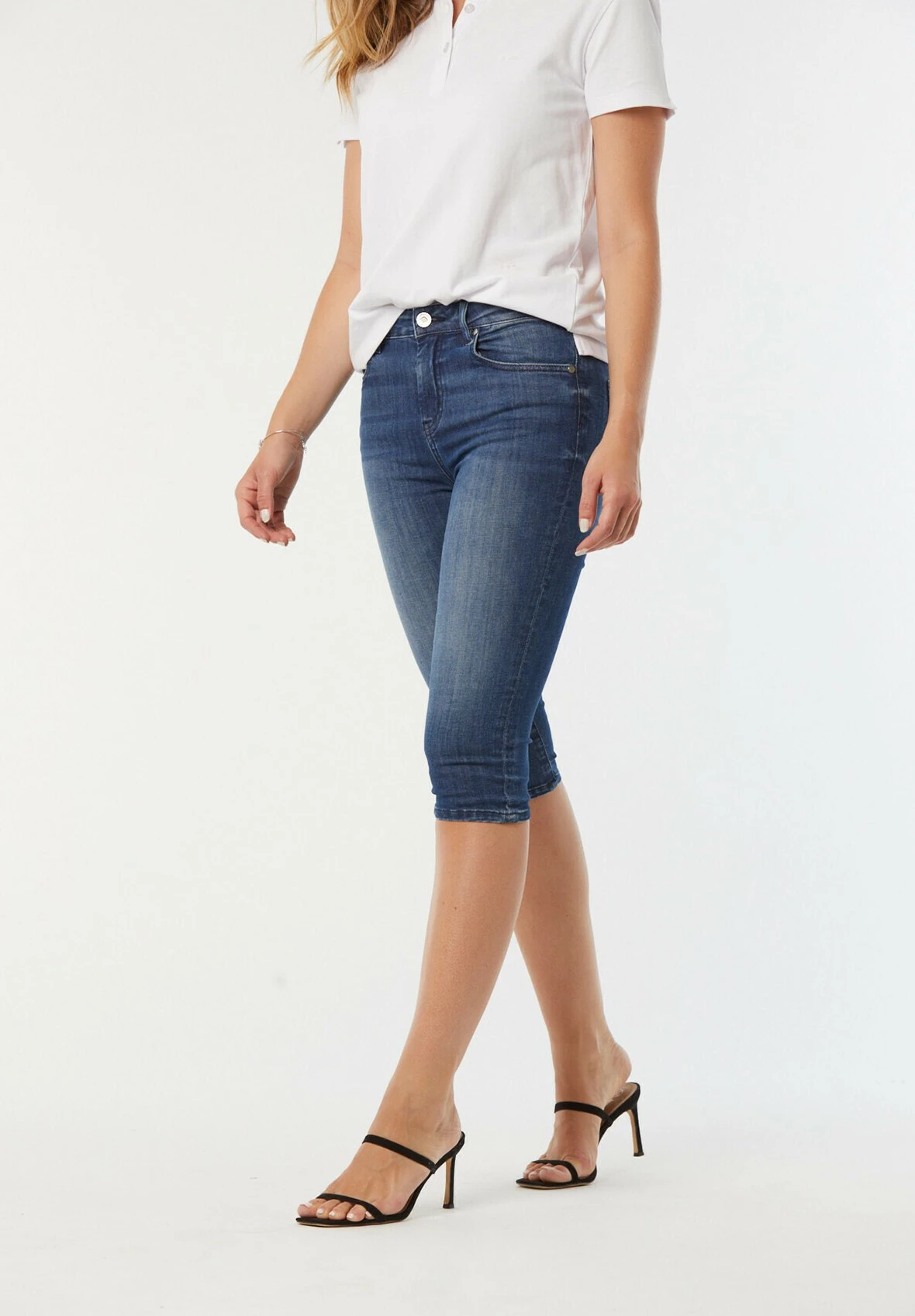 Lee Cooper Jazia - Short En Jean - Eco Medium Blue 6 Lee Cooper Jazia - Short En Jean - Eco Medium Blue – Image 4