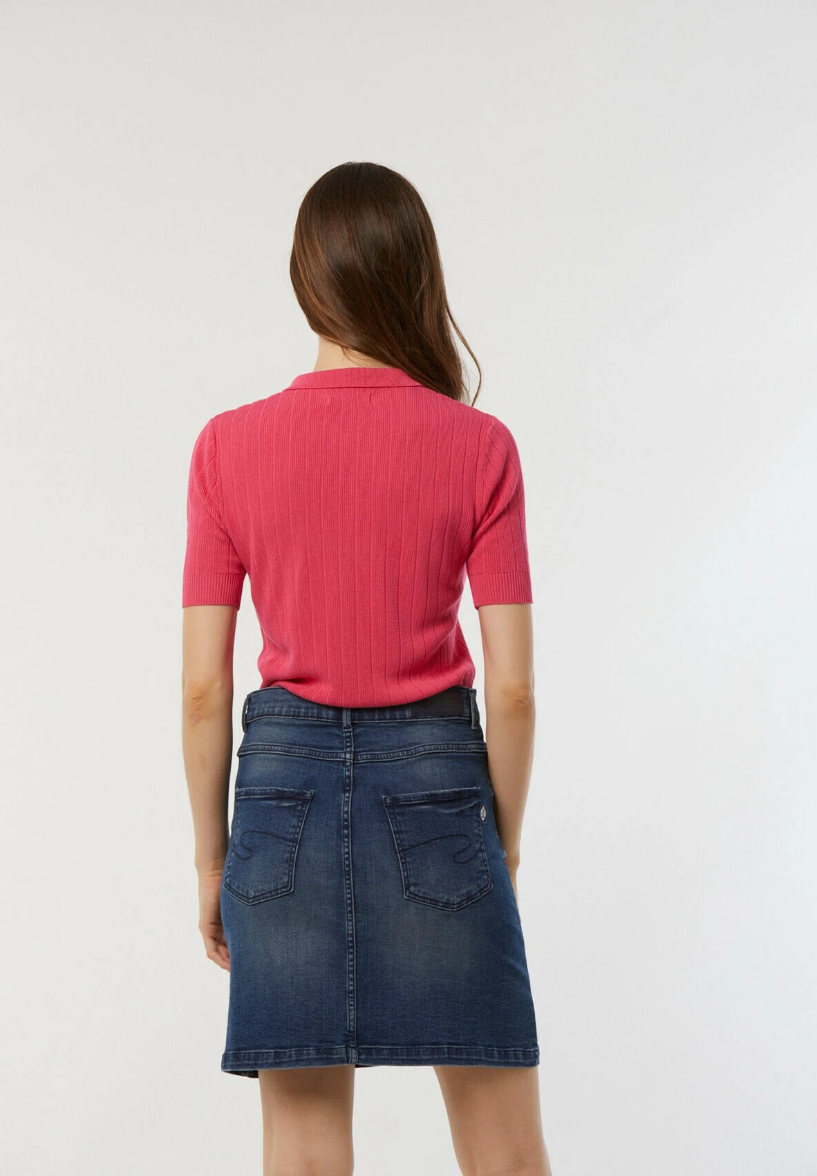 Lee Cooper Caissy - Polo - Fushia 4 Lee Cooper Caissy - Polo - Fushia – Image 2