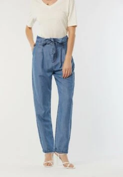 Lee Cooper Grace - Jean Droit - Light Blue 13 Lee Cooper Grace - Jean Droit - Light Blue -Lee Cooper Soldes ceb26174d2fb4149b1eb403bf0de9d62