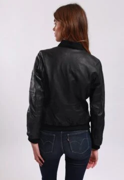 Lee Cooper Blanca - Veste En Cuir - Black 7 Lee Cooper Blanca - Veste En Cuir - Black -Lee Cooper Soldes df66d9bd04914207adedfb4d299ee7da